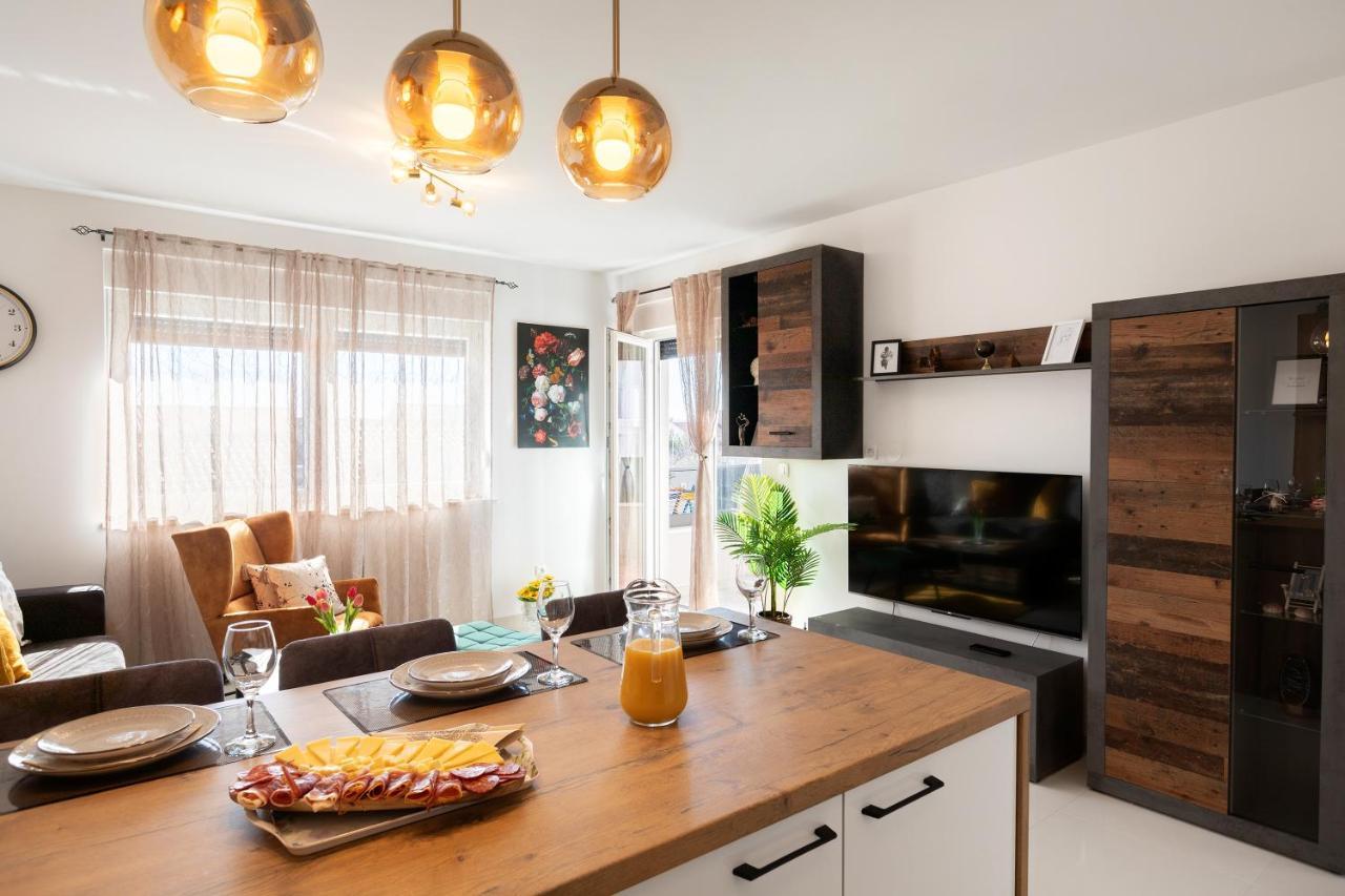 Sunny Island Apartment Τρογκίρ Εξωτερικό φωτογραφία
